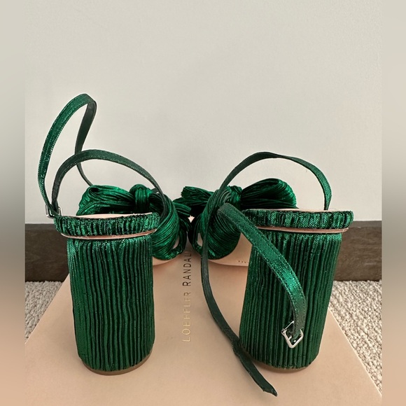 NIB Loeffler Randall Camellia Bow with ankle strap - Picture 5 of 7